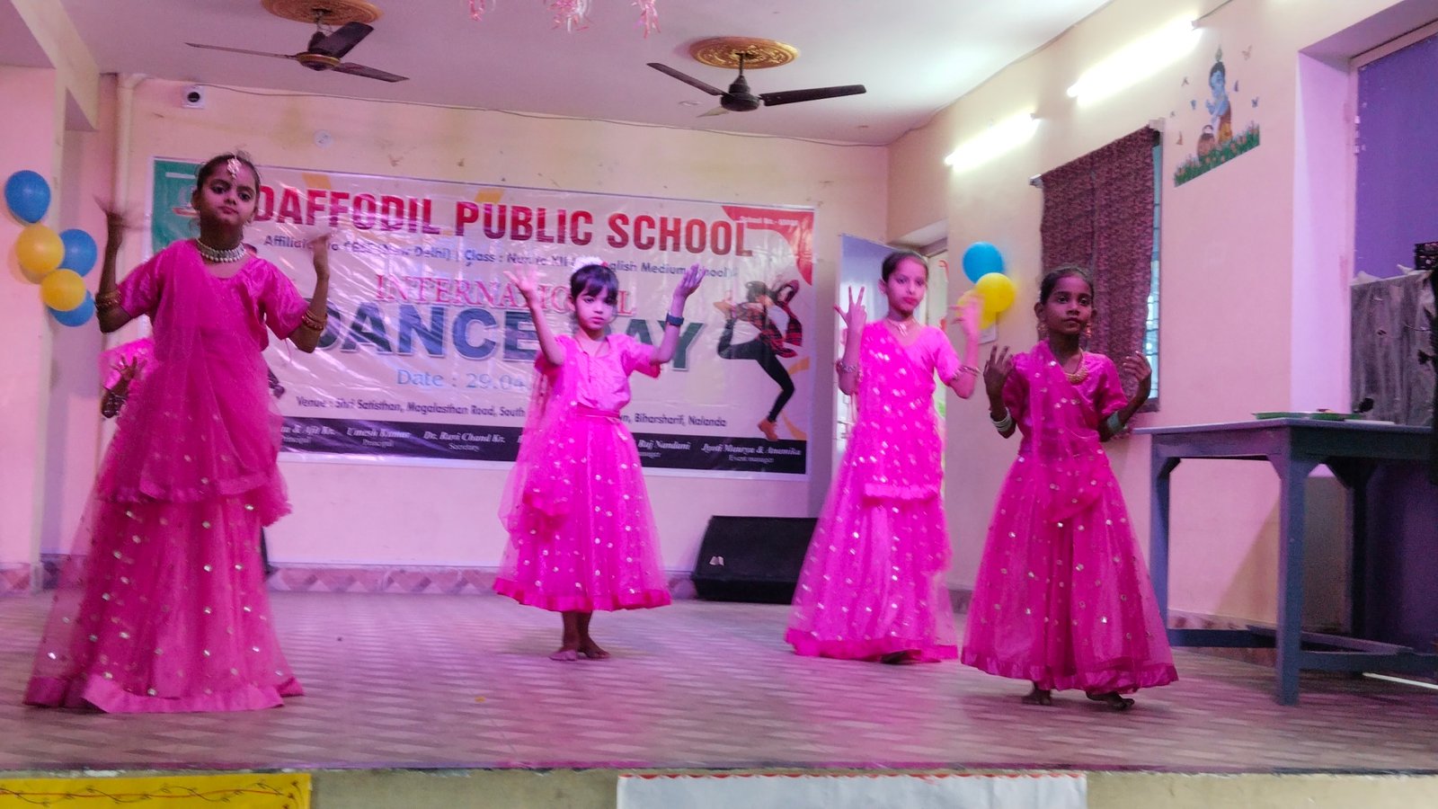 filter: 0; fileterIntensity: 0.0; filterMask: 0; module: video; 
hw-remosaic: false; 
touch: (-1.0, -1.0); 
modeInfo: Beauty ; 
sceneMode: 0; 
cct_value: 5142; 
AI_Scene: (-1, -1); 
aec_lux: 277.1223; 
aec_lux_index: 0; 
hist255: 0.0; 
hist252~255: 0.0; 
hist0~15: 0.0; 
albedo:  ; 
confidence:  ; 
motionLevel: -1; 
weatherinfo: null; 
temperature: 35;